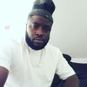 Meet your Posher, Yekini